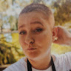 Meet your Posher, Carly